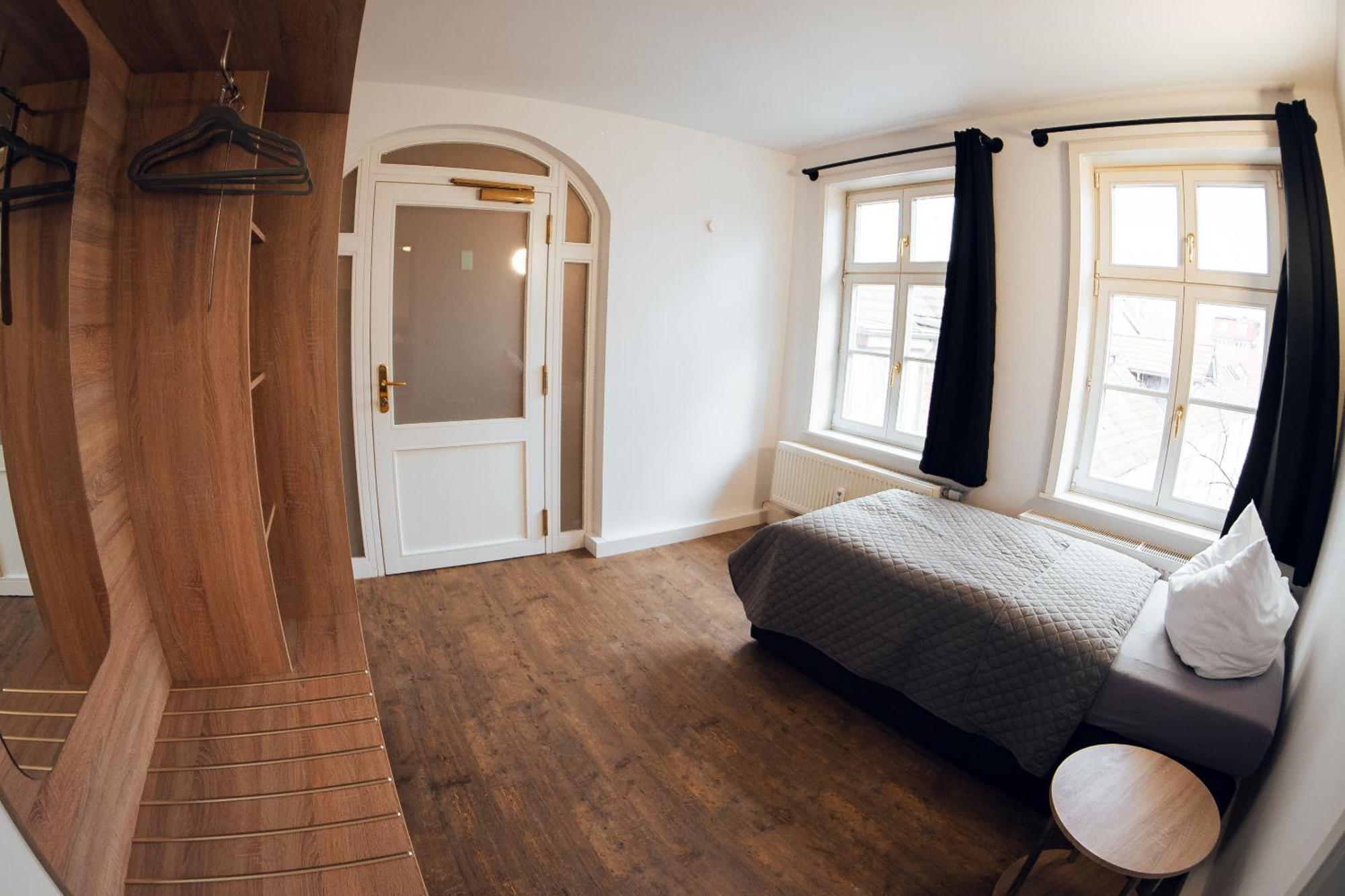 エアフルト Palaisモーテル 部屋 写真